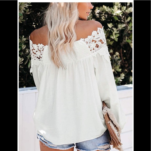 🆕Lantern Lace Crochet Off Shoulder Blouse - Picture 2 of 3